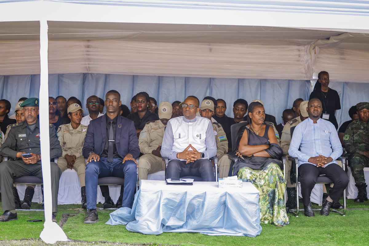 Kuri uyu wa mbere, imbaga y’abaturage b’Akarere ka Bugesera n’inshuti ...