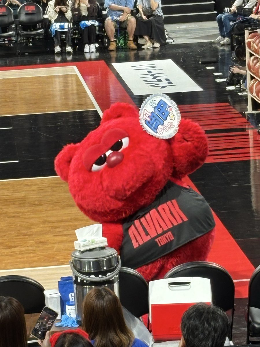 おたやん tweet media