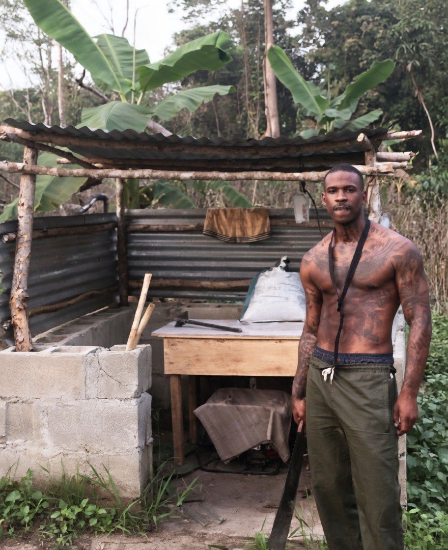 𝐄𝐦𝐳𝐲 ✰ tweet media