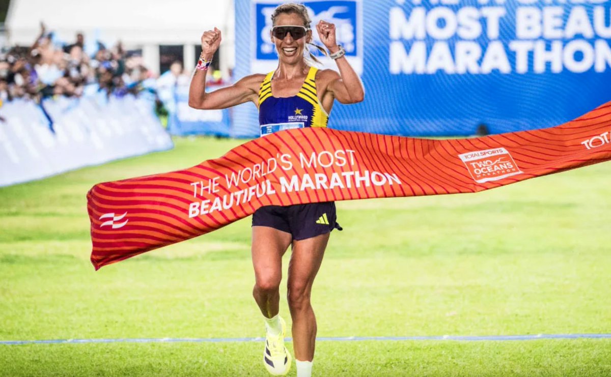 Dischem_LiveFit's tweet image. [#NEWS] Gerda Steyn cemented her name in the history books at the Totalsports Two Oceans Ultra Marathon powered by BYD as she claimed a record-breaking seventh victory
#running #race #TwoOceans #GOAT
dischemlivingfit.co.za/endurance/gerd…