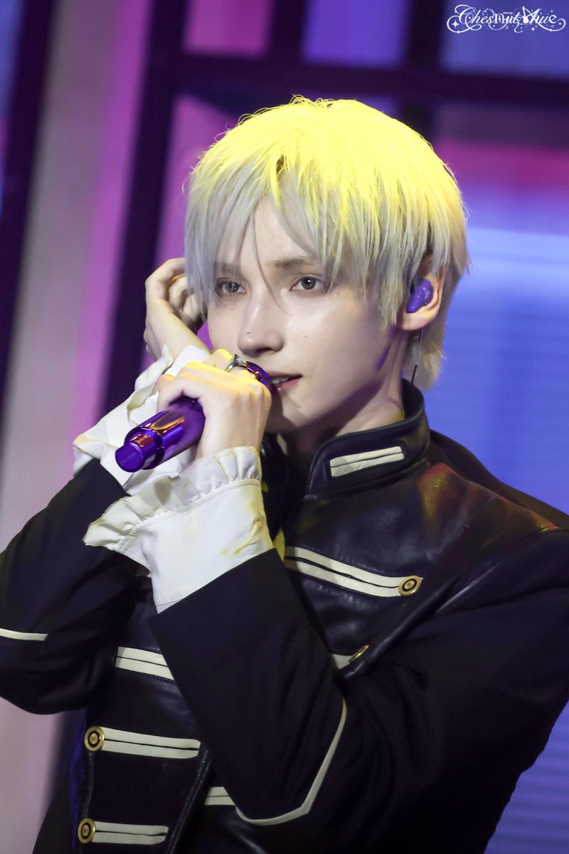 ᴄʜᴇsɴᴜᴛ tweet media