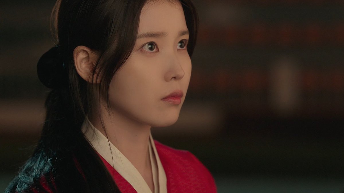 mel 🍂 tweet media