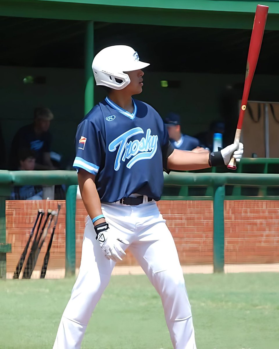 authentic_bats's tweet photo. Brock was CRUSHING it during summer ball ⚾

We made small tweaks to the barrel profile and balance point so his bat feels natural in his hands and delivers power exactly where he wants it.

Every Authentic Bat is built this way — not off the rack, but crafted to match the hitter.