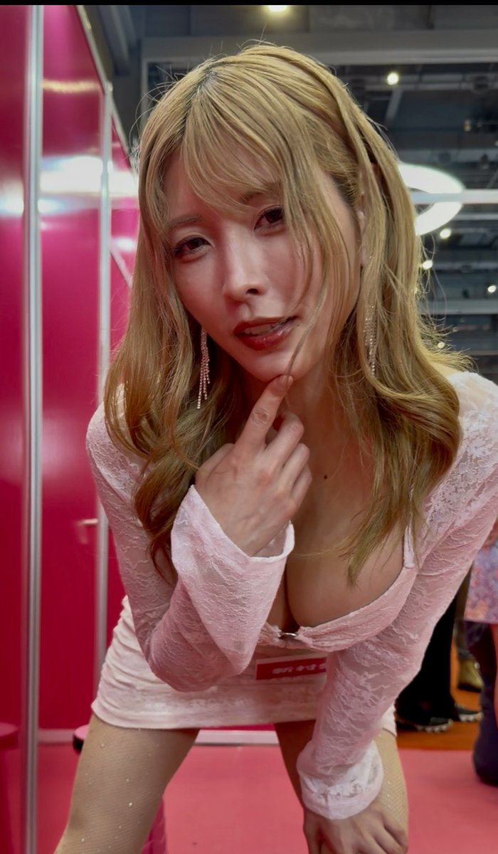 長らく待ち望んでいた初対面、私のことを覚えていてくださり、ありがとうございます💖
#TAE
#葵屋本舖
#Simon
<a href="/aoiyahonten/">葵屋本店+葵屋別館公式</a> 
<a href="/niimura_akari/">新村あかり♡</a>