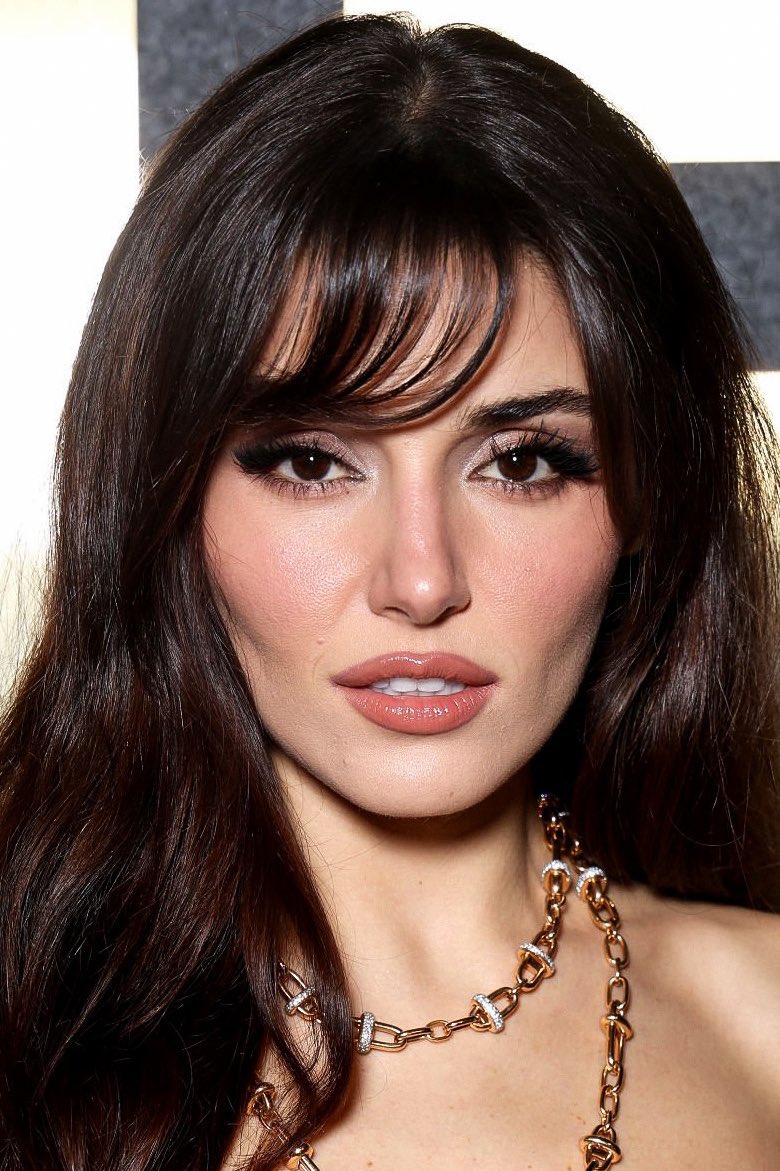 jadocspicon7's tweet image. FACE CARD 🔥 #HandeErçel