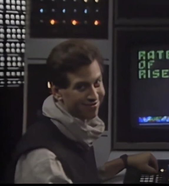 𝘬𝘶𝘳𝘵 | 𝘴𝘢𝘸 𝘥𝘦𝘷𝘰 𝟰/𝟭𝟬 ₊˚ᰔ tweet media