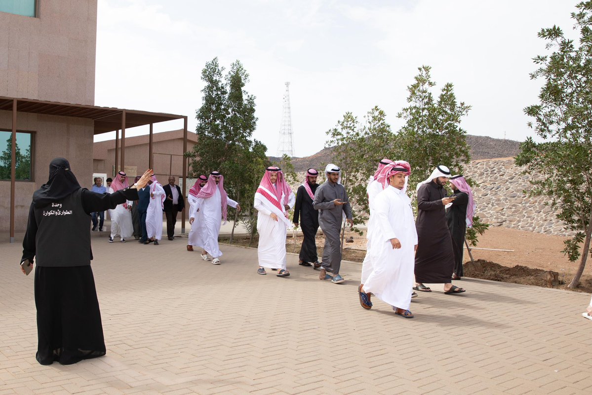 جامعة جدة tweet media