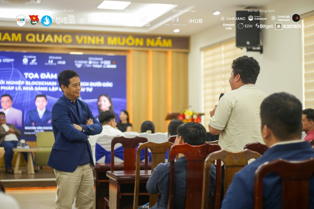 HUB Network tweet media