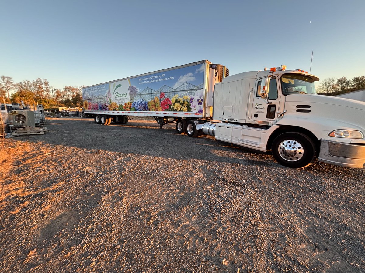 SpeedPro_NJ's tweet image. Looking to promote your business everywhere you go? Have you thought of a full or partial vehicle or trailer wrap?#speedpropiscataway #vehiclewraps #hionisgreenhouses #whitehousestation #newjersey