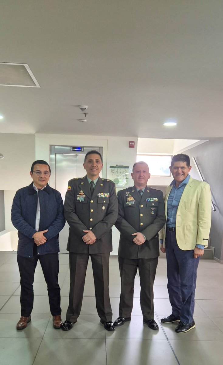 Unicafam tweet media