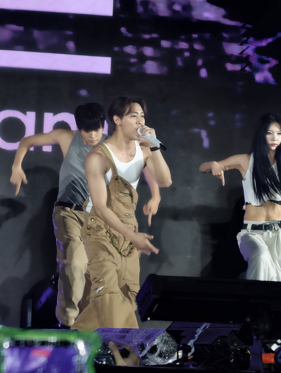 มปรกพม tweet media