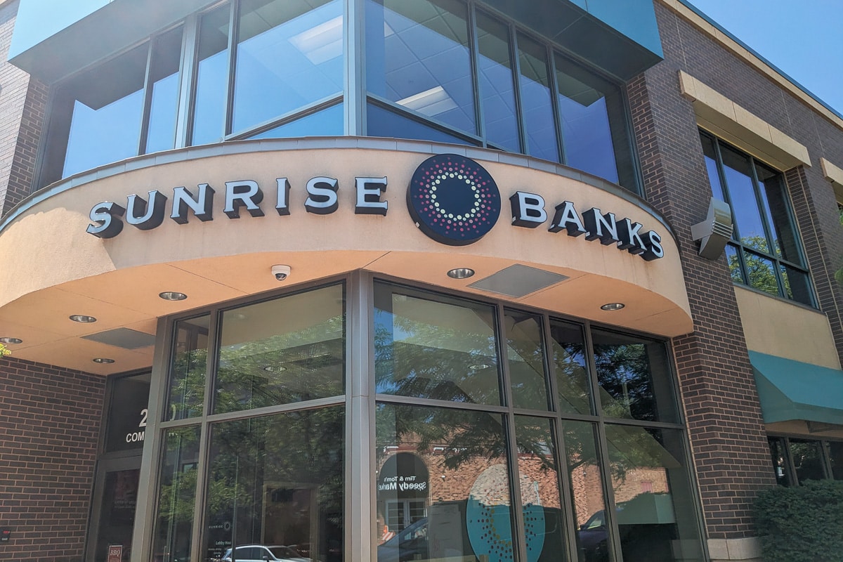 CliffGMJ's tweet image. Sunrise Banks on Guiding Customers on their Net Zero Banking Path -- greenmoney.com/how-laura-wild…  ||  #impinv #sustainableinvesting #impactinvesting #banking #netzero #lending #fintech #sustainability