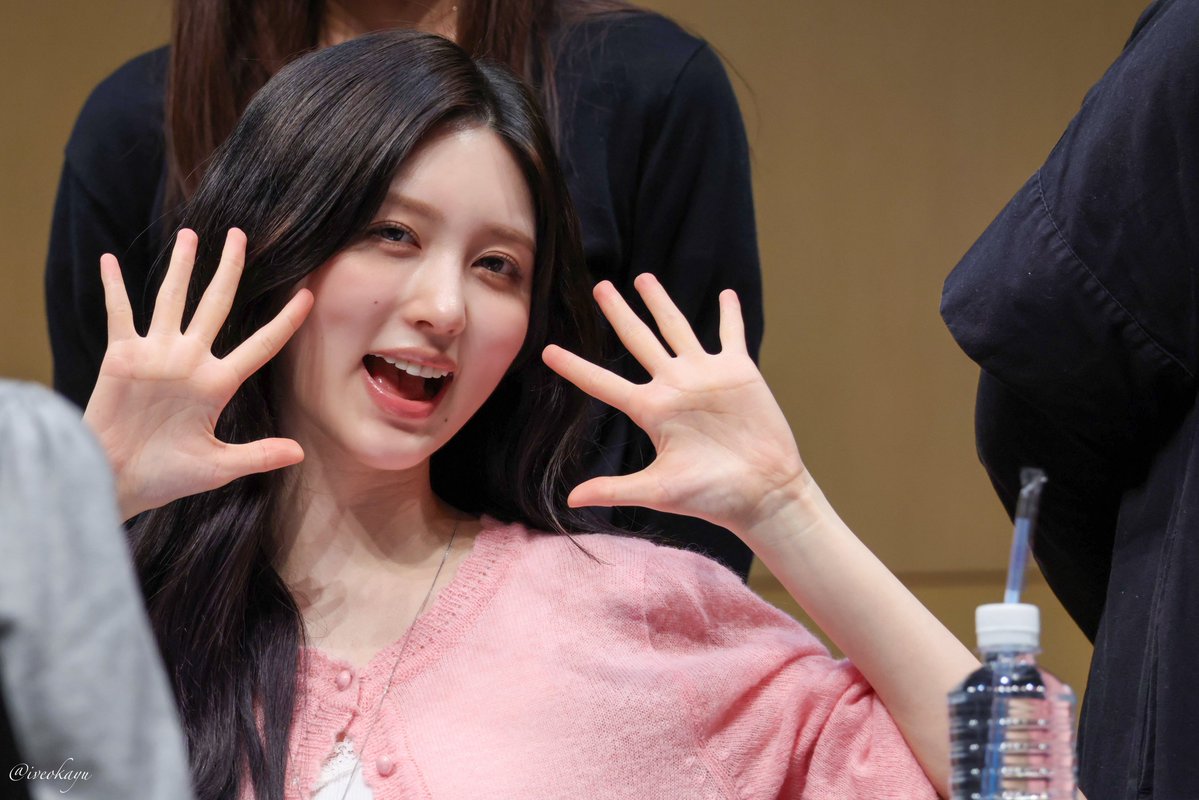 260412 大阪 REVIVE+

#IVE #아이브
#GAEUL #가을 #ガウル #秋天
