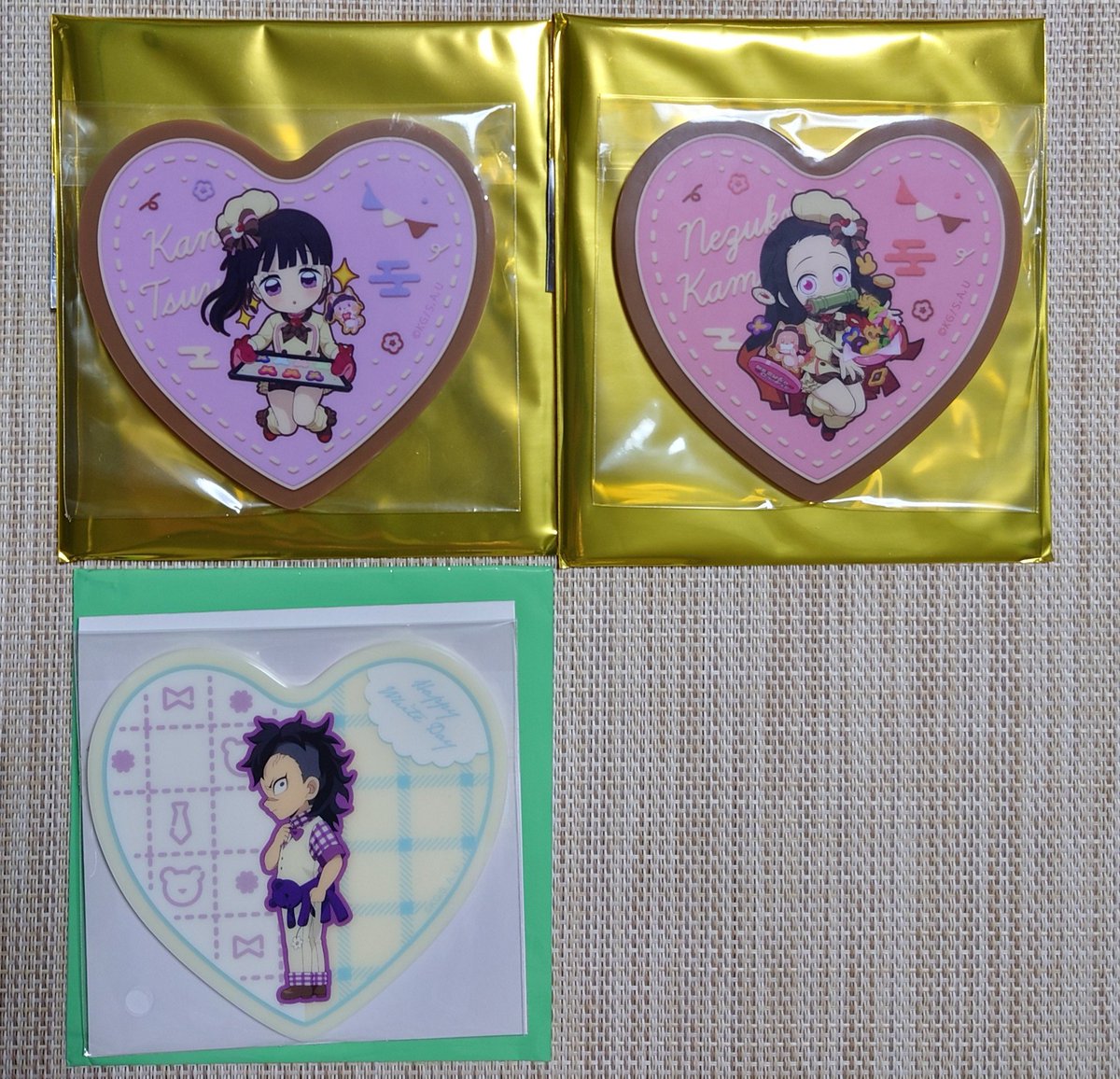 xxx_trade_xxx's tweet photo. 【交換譲渡】鬼滅の刃　バレンタイン＆ホワイトデー2026　to you　アクリルスタンド　過去弾アクリルコースター
譲：👑煉󠄁獄　禰豆子　カナヲ　玄弥　
求：定価(+送料)or秋まつり実弥1
梅田手渡しor郵送
👑譲渡のみ　無印から1点以上お迎えください
無印単体譲渡可
よろしくお願いいたします https://t.co/uOD8NLqlmr
