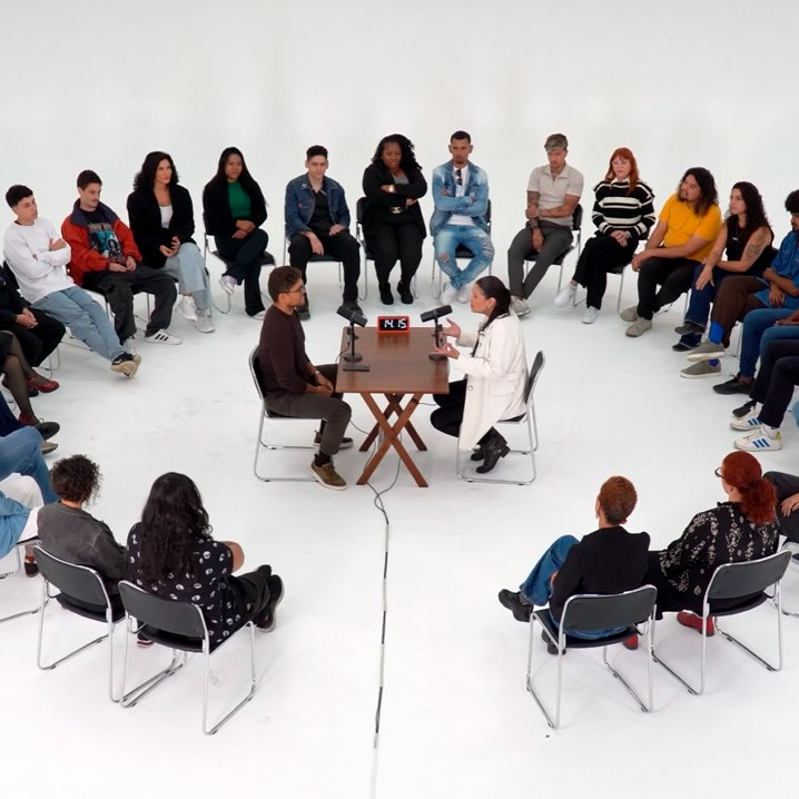 République tweet media