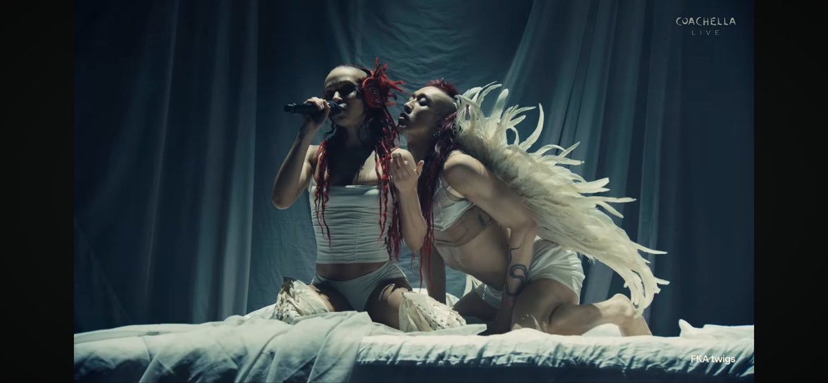 伊万里 tweet media