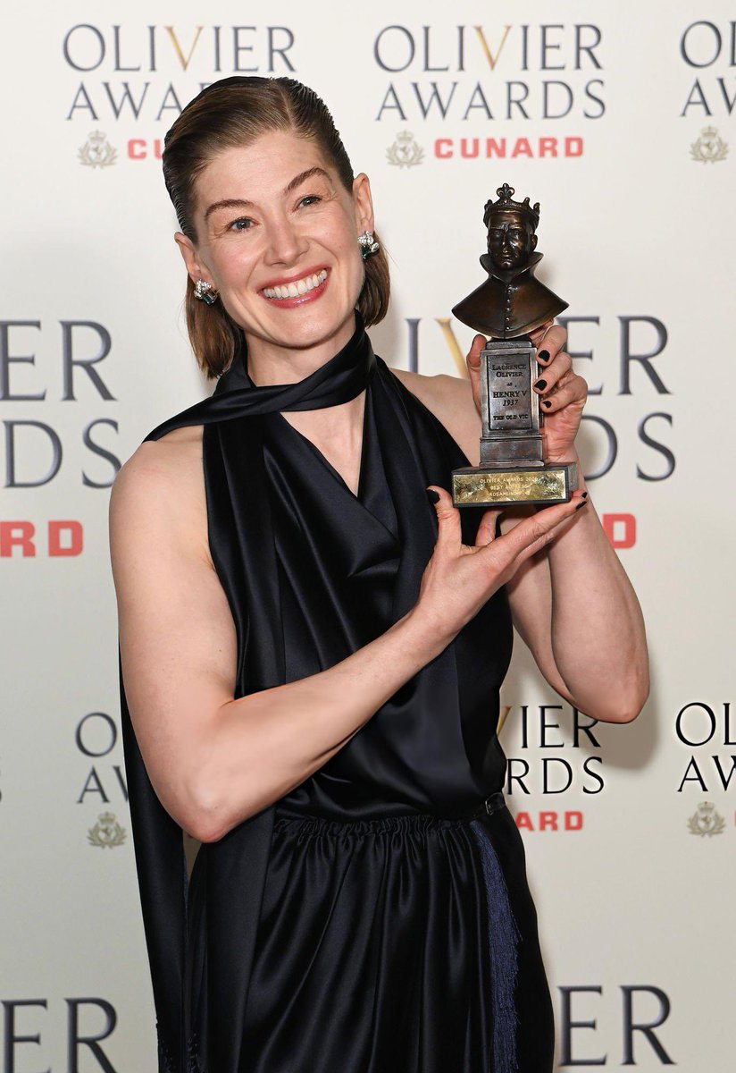 Moiraine's Daughter ☀️🎏 tweet media