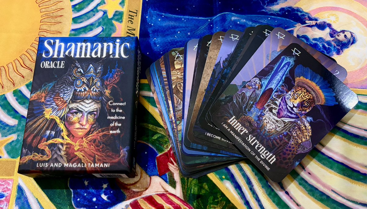 reikoo: tarot and crystals, open! 🌺 tweet media