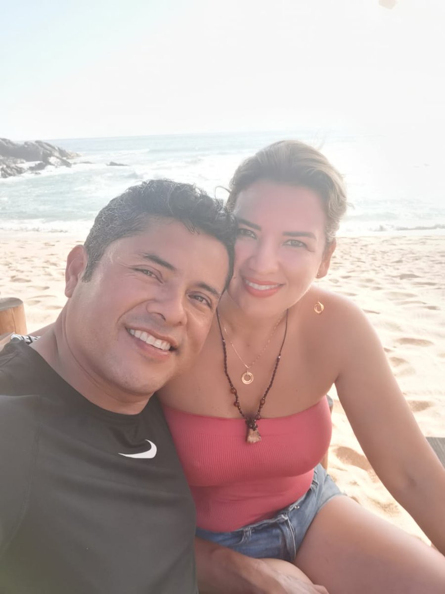 SandrayRaul tweet media