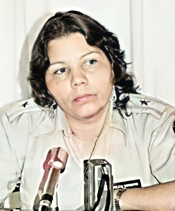 César López González tweet media