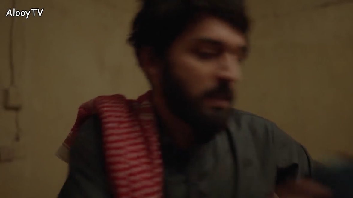 kyovop's tweet photo. اقسسم بالله مريضض !!! ضربها مرتين وهي حامل معليش حتى لو يحب عواطف على قولة البعض مافي شي يبرر ضربه للجازي حقييير قليله فيه 😐😐😐 https://t.co/20wfenFpuy