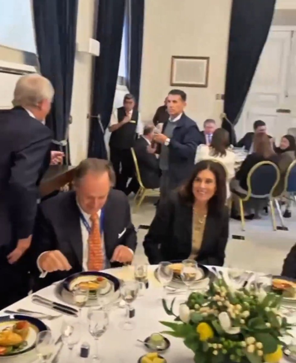 Arrepentidos de Kast tweet media