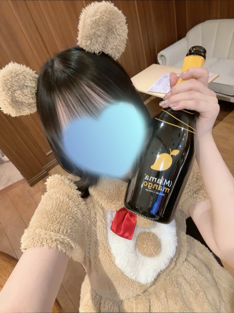 しずく tweet media