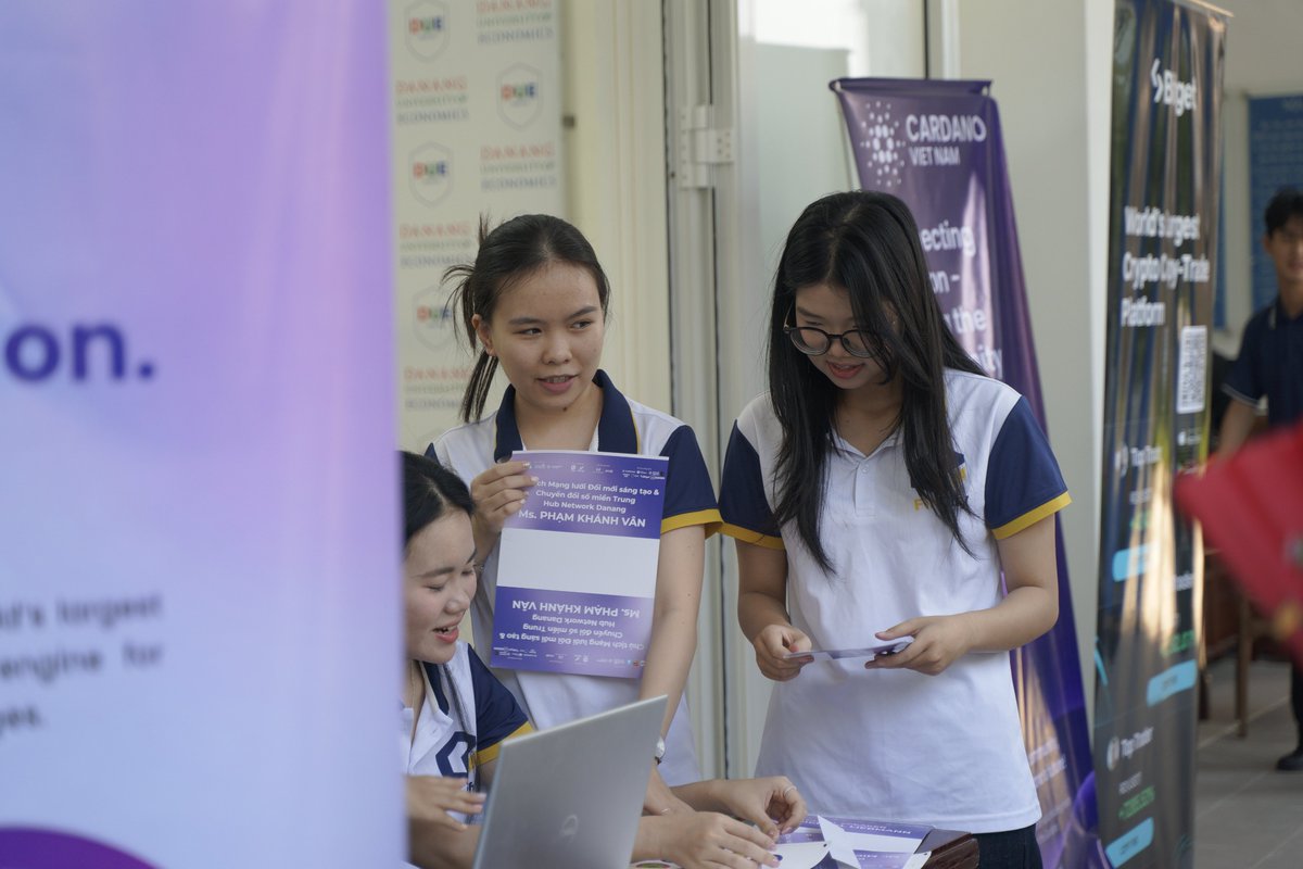 HUB Network tweet media