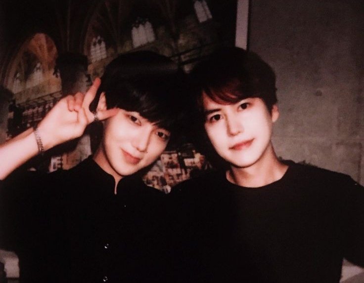 #kyusung #yekyu #kyusungday socmed alternative universe (AU)

“just a customer, apparently” ;

- comes every morning
- looks at him like that
- asked him out since day one

yeah, clearly, just a customer. ☕️