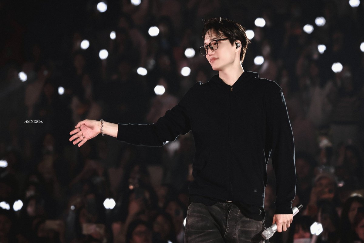 AMNESIA. tweet media