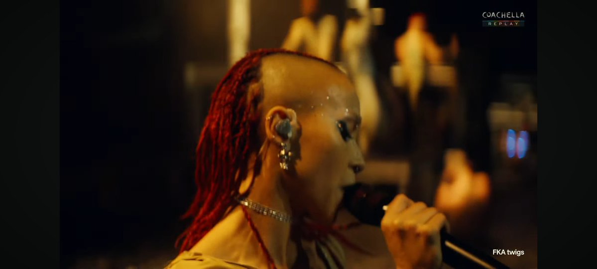 kikuchiyo1102's tweet image. もう衝撃すぎる。そして無事にtwo weeksで昇天！なんかすごいもの見た！サマソニで見れるんだな！

#coachella2026
#FKA Twigs