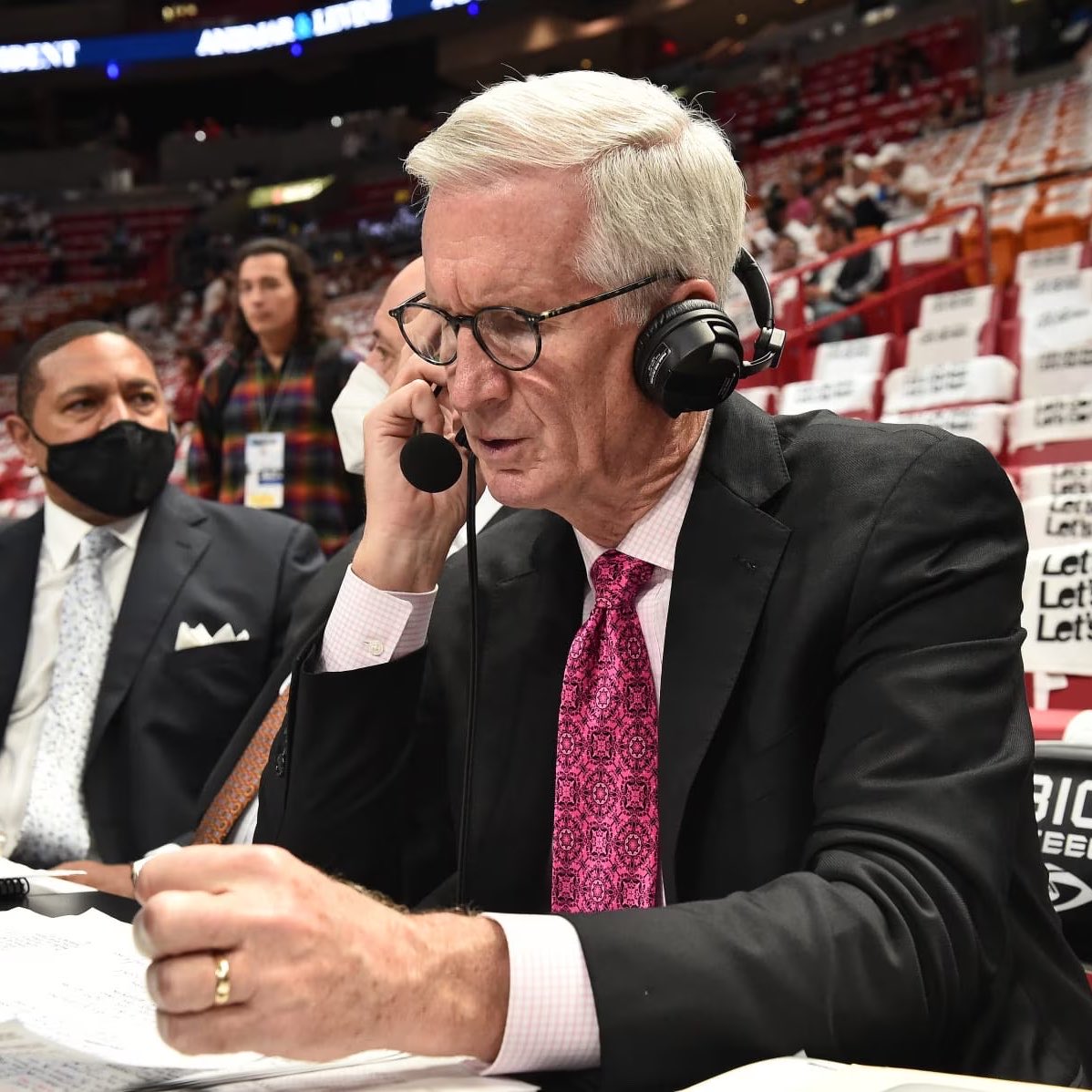 Legion Hoops tweet media