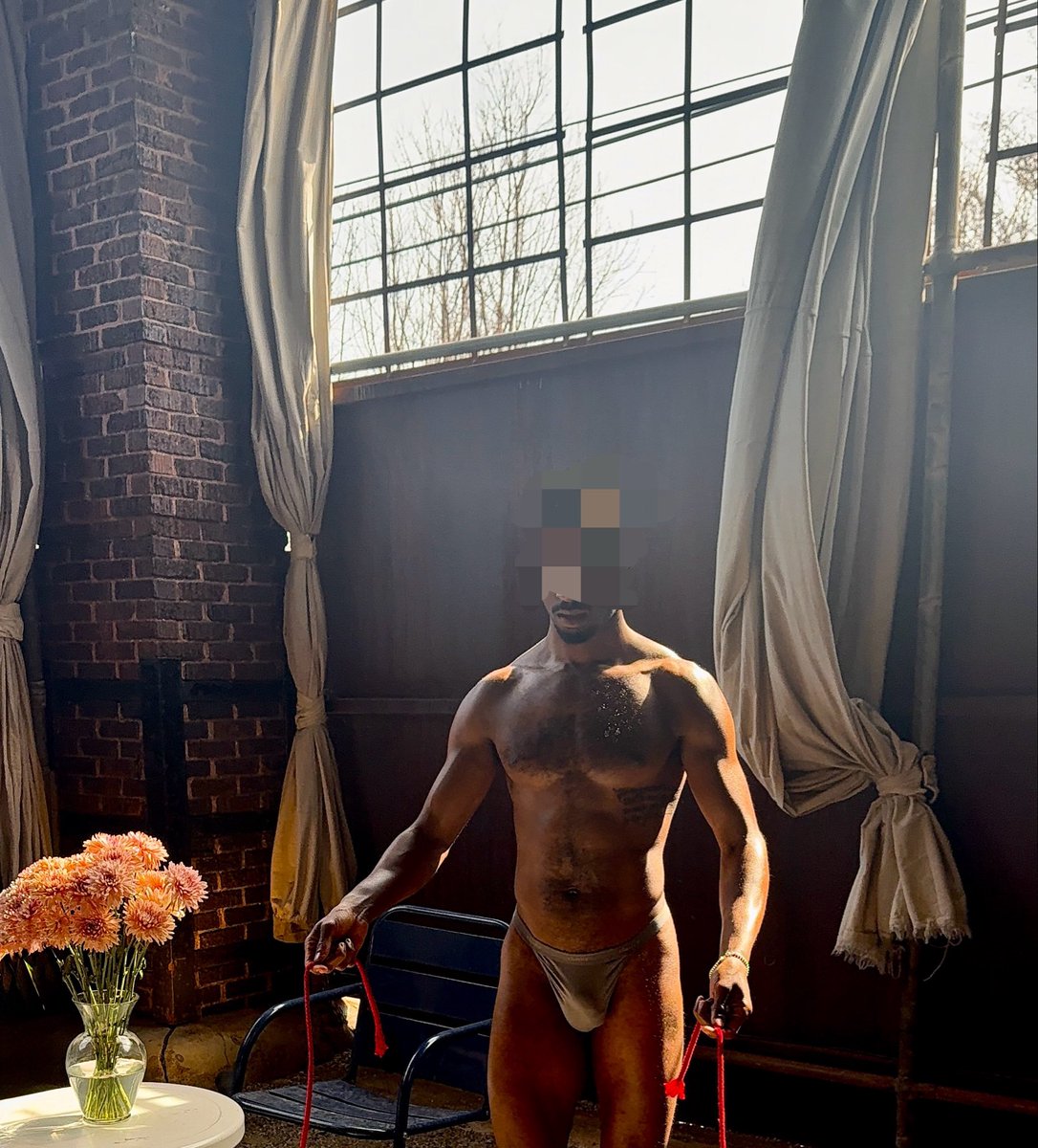 BigTroubleX tweet media