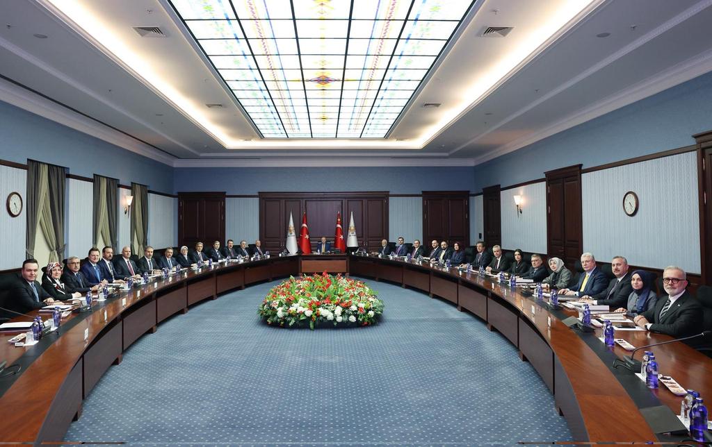 mustafaelitas's tweet photo. 📍AK Parti Genel Merkezi

Genel Başkanımız ve Cumhurbaşkanımız Sayın @RTErdogan ın teşrifleriyle MYK Toplantımızı gerçekleştiriyoruz.

Rabbim toplantımızı milletimiz ve memleketimiz menfaatine neticeli eylesin. https://t.co/drzdmbjPUt