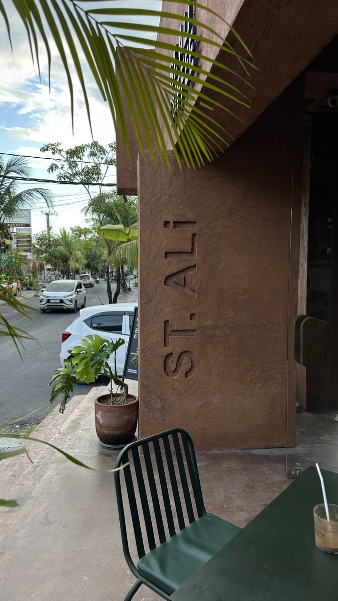 Abu yazen tweet media