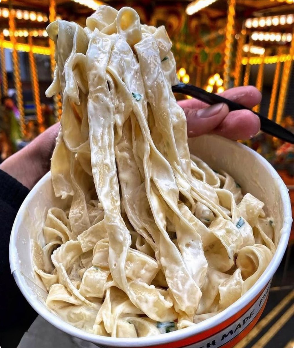 BLUE COLLAR 🌮🍔🍹 tweet media