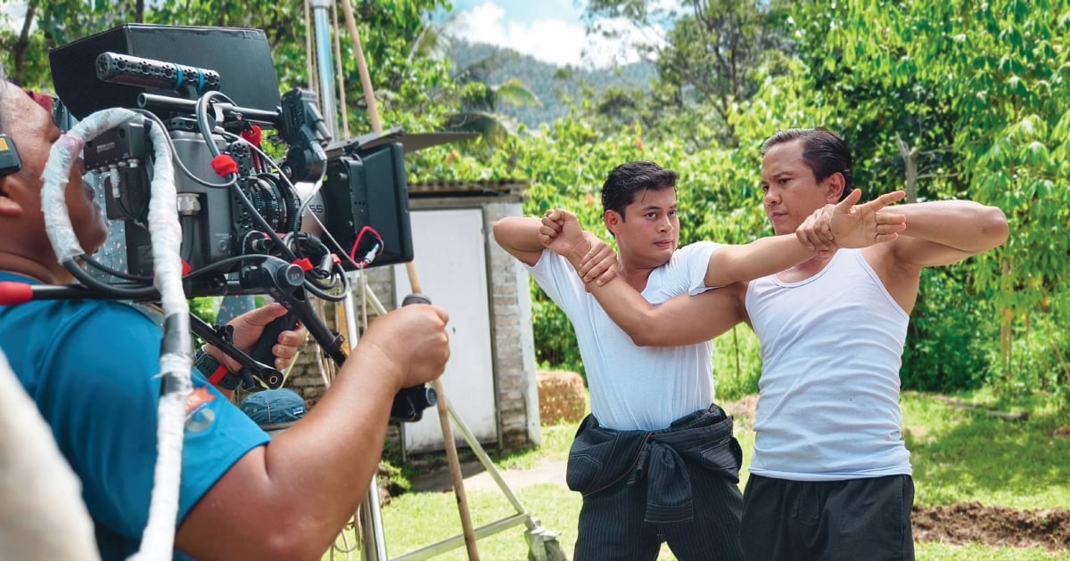 hmetromy's tweet image. #Rap Tayangan perdana Gayong pada Mei tahun lalu mungkin meninggalkan impak besar, tetapi Gayong 2 berjaya mencipta identitinya yang tersendiri tanpa perlu berpaut sepenuhnya pada kejayaan naskhah pertama.

hmetro.com.my/rap/rapextra/2…