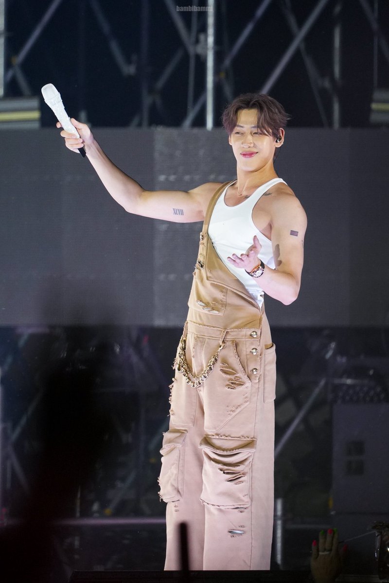 มปรกพม tweet media