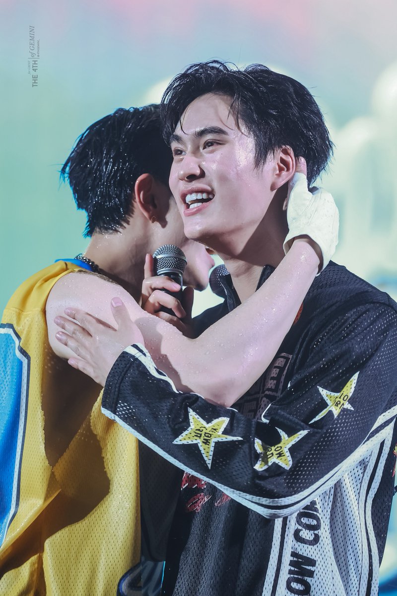 4thGemini_'s tweet image. 🤍✨ @gemini_ti @tawattannn 

GEMINIFOURTH SONGKRAN KPW
#SuperFluid2026xGEMINIFOURTH

#GeminiFourth #เจมีไนน์โฟร์ท
#Gemini_NT #Fourthnattawat