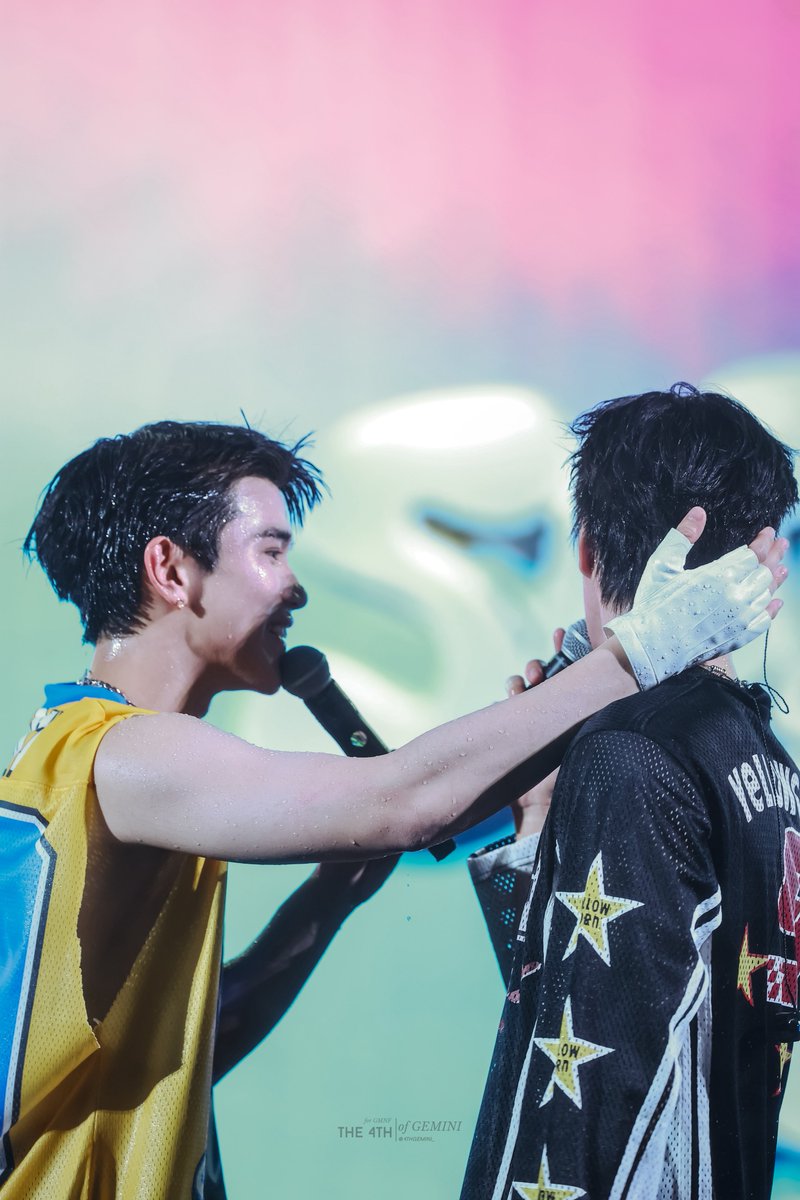 4thGemini_'s tweet image. 🤍✨ @gemini_ti @tawattannn 

GEMINIFOURTH SONGKRAN KPW
#SuperFluid2026xGEMINIFOURTH

#GeminiFourth #เจมีไนน์โฟร์ท
#Gemini_NT #Fourthnattawat