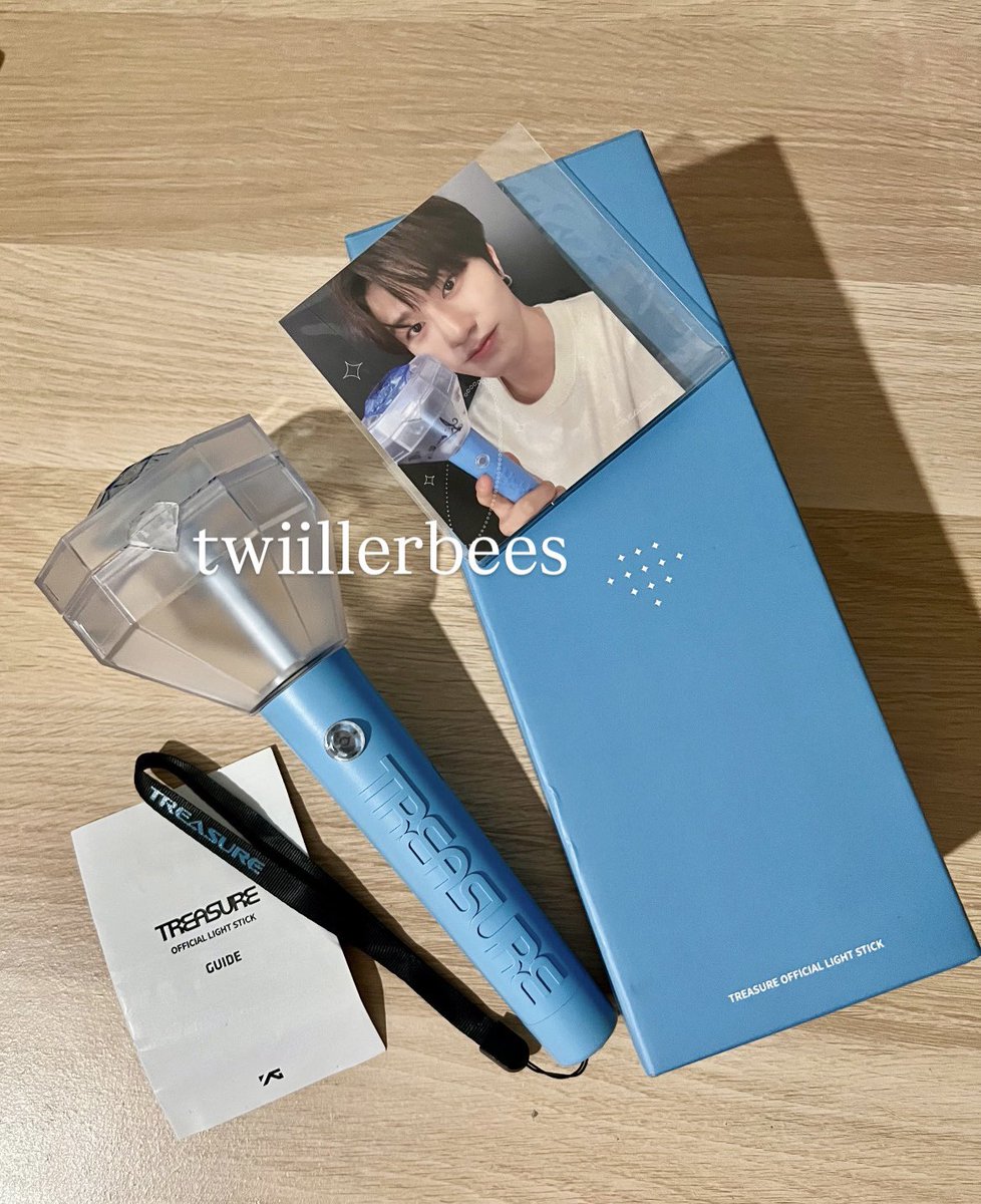 twiillerbees's tweet photo. WTS 
Want To Sale

Teulight ver. 1 (include poca)
Treasure lightstick
450k 💸
goodcon 🩷
TRUSTED 💯 

baru dipake 1x (hello treasure tour 2023)
bisa freeong 🍊
📍 Bogor

DM for details ✨
#WTS #WTB #teulight https://t.co/CvWAuaaHBv