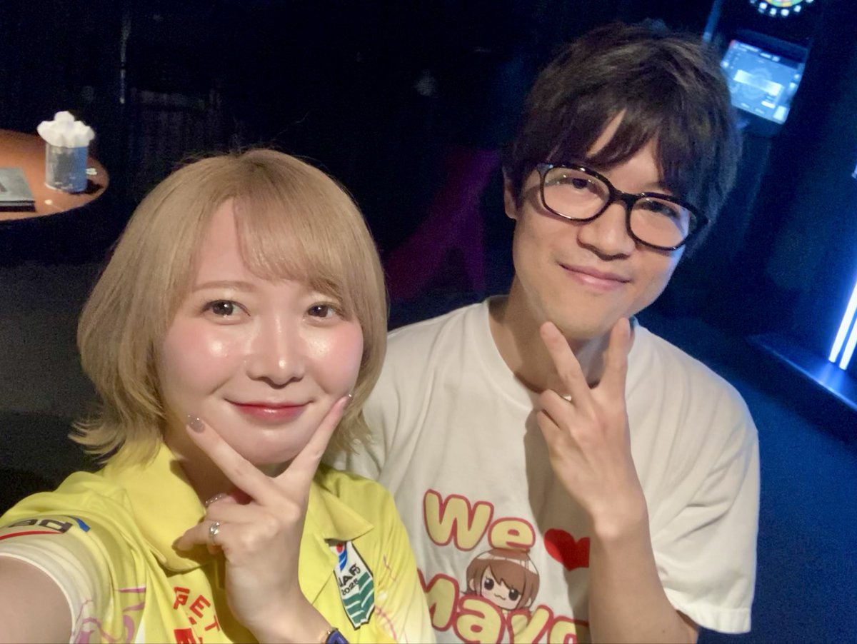 Yuji_July7's tweet photo. BAGUS道玄坂店で
まよんぬさんオフィシャルプレーヤーズナイト🎯

ファン歴の長い方のお話が聞けて
自分と同じくここ数ヶ月でイベントに参加
されるようになった方とダーツして楽しかった✨

多くの方々と交流できるのはまよんぬさんがダーツの輪を広げ続けてきたからで本当に凄いなと改めて思う🥺 https://t.co/fGqPkDsQv9
