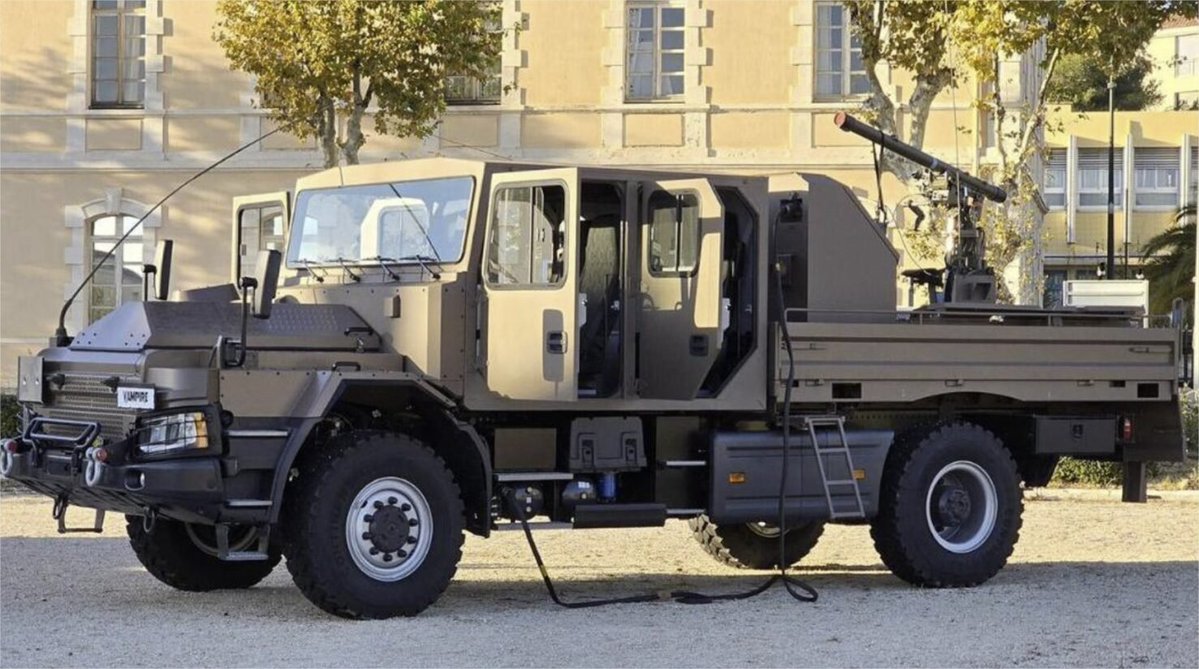 top_force's tweet image. 🪖🛻🇫🇷 @ScaniaFrance lance le projet #Vampire: un véhicule modulaire de #Défense sol‑air #DSA produit à Angers lignesdedefense.ouest-france.fr/scania-france-…