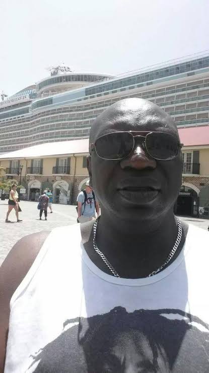 StarLedi tweet media