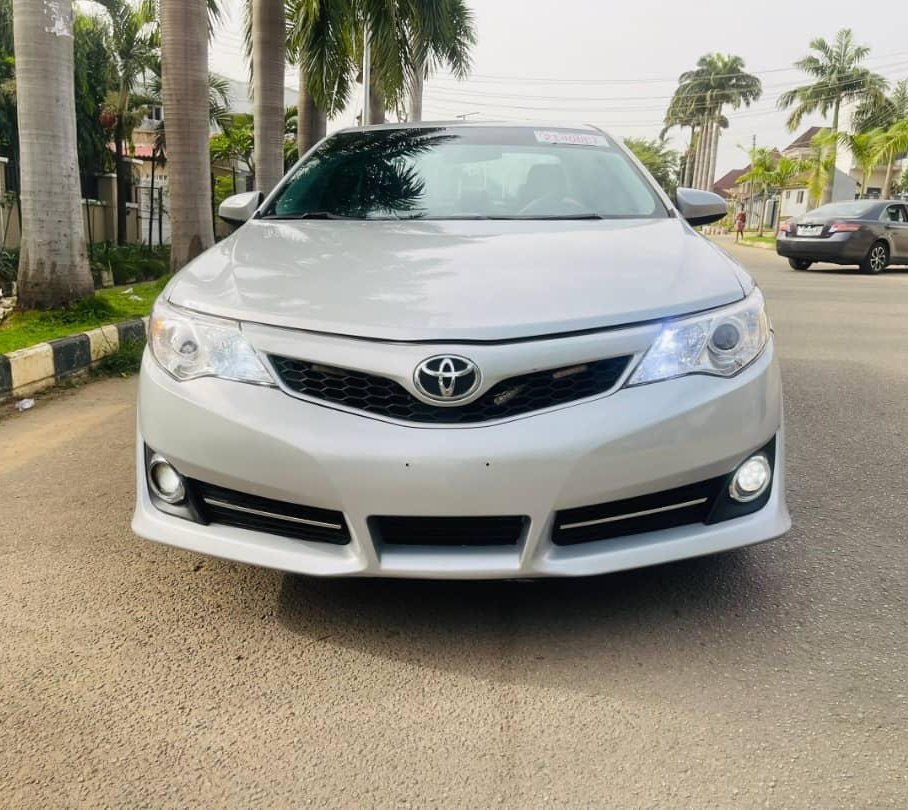 Onyitex Autos tweet media