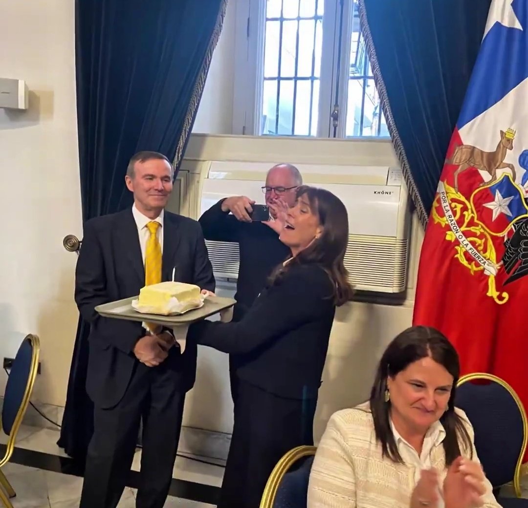 Mufasa@uss.cl tweet media