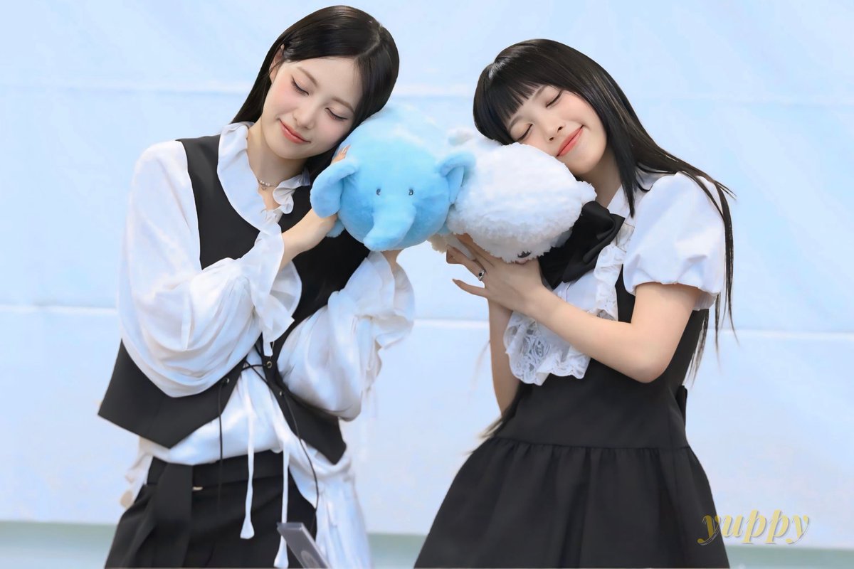 MAY_0819_'s tweet image. 260411

🐘🌟😴

#RESCENE #LIV #MAY
#리센느 #리브 #메이