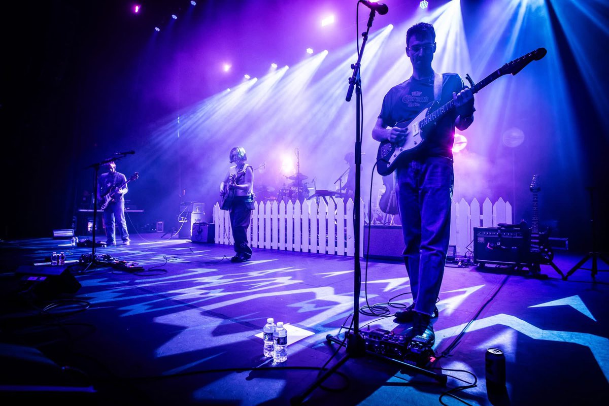 The Riviera Theatre tweet media
