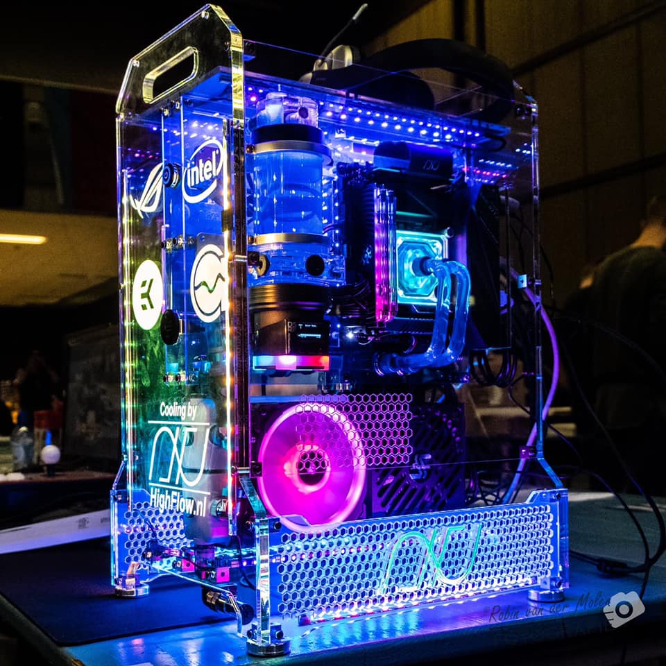 HighFlow_nl's tweet image. From Friday24 April to Tuesday 12 May we're on holiday!
Need items urgent? Order before our holiday!

Need parts? 👉 highflow.nl

#watercooling #Asus #Intel #liquidcooling #highflow_nl #pcmr #pcwatercooling #ultimategamingpc #rgb #gamerpc #battlestations #battlerig