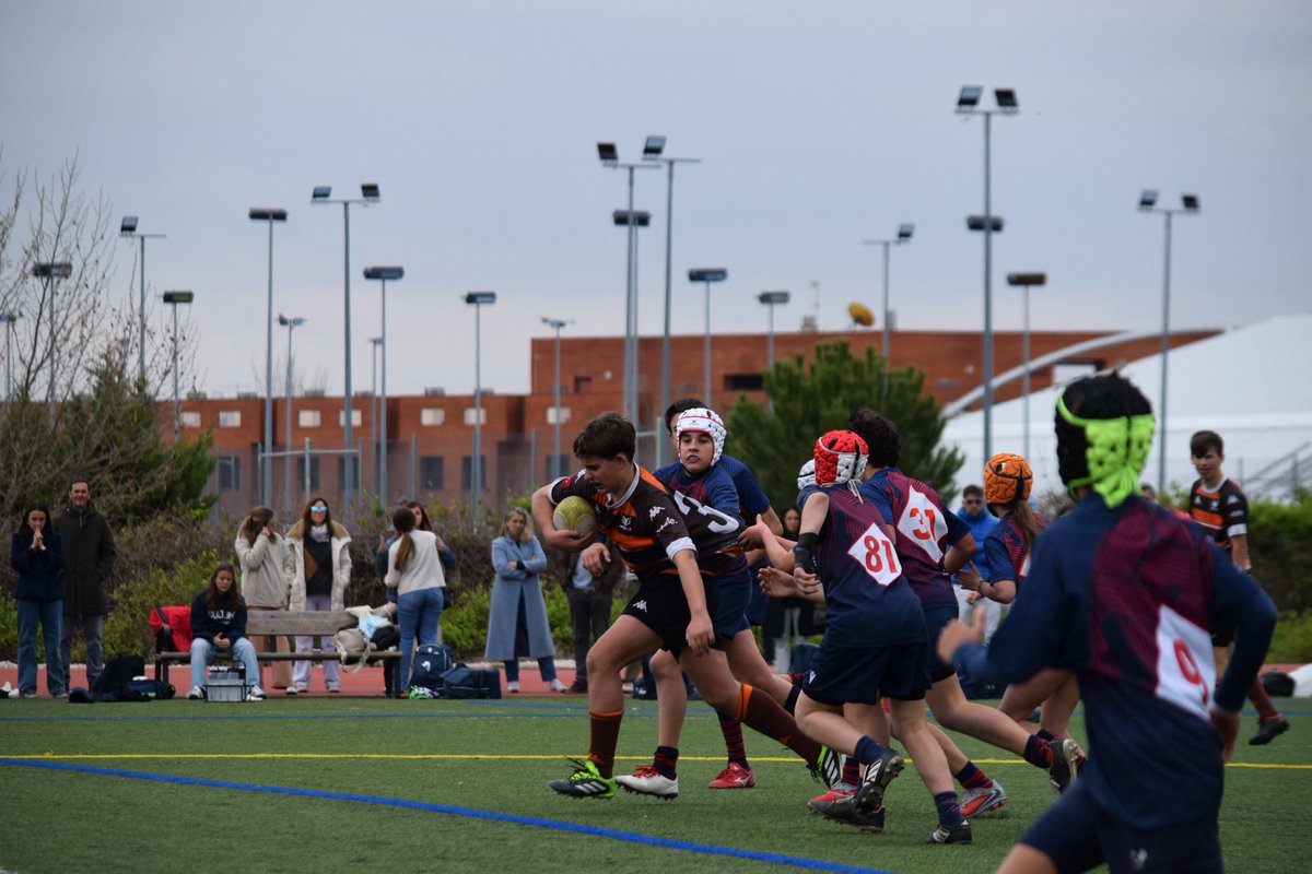 GetafeCR's tweet photo. 🟧 U14 GETAFE CR 🟫

🏆 Semifinal Bronce
🏉 Majadahonda - Getafe CR
🏟️ Universidad Alfonso X | Villanueva de la Cañada (Madrid)

📸 Silvia Gallego
🔗 https://t.co/wHFsMRLab1

#getafe #rugby #leganes #parla #pinto https://t.co/v8wPzOTbg8